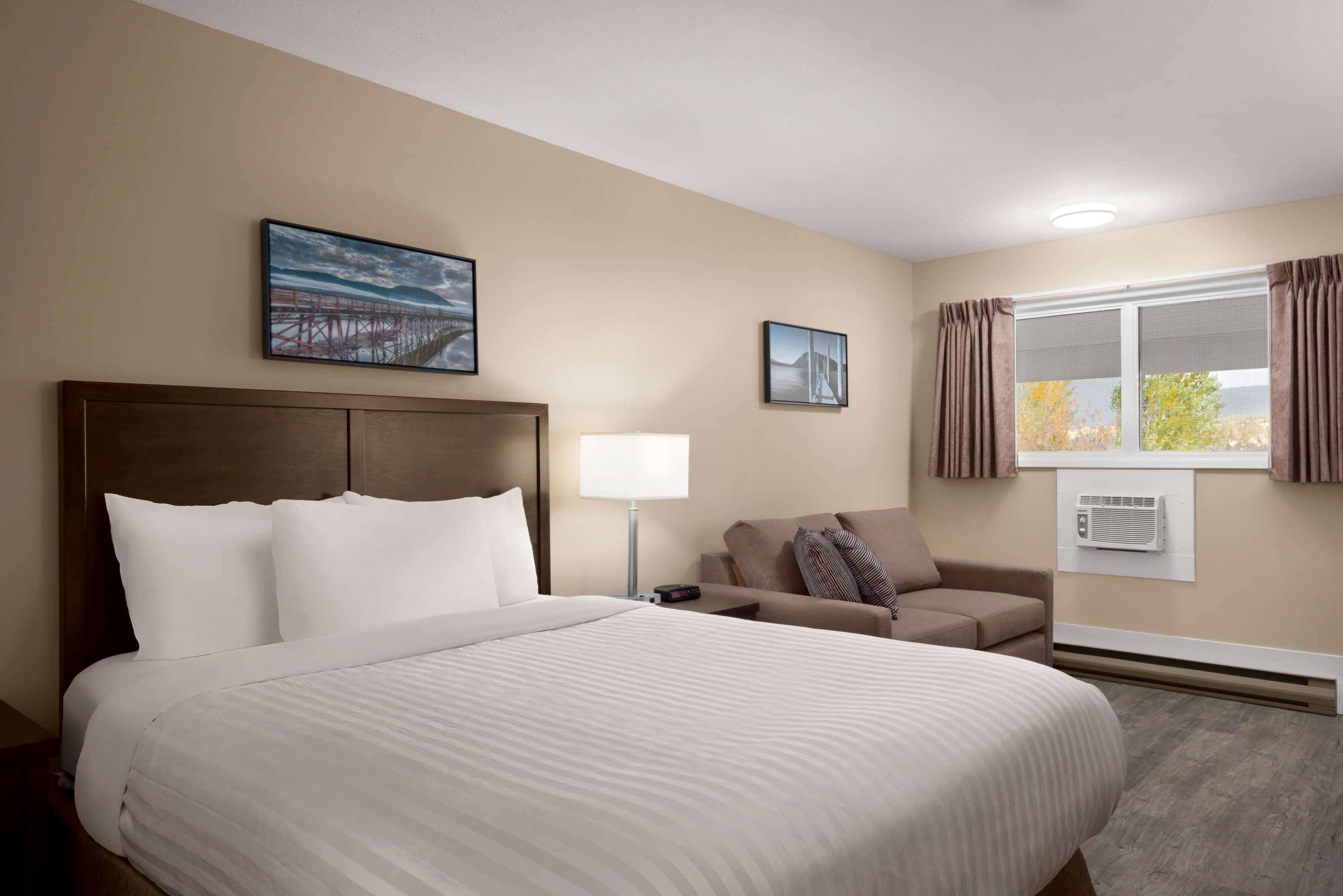 ทราเวลลอดจ์ แซลมอน อาร์ม บริติชโคลัมเบีย Hotel แซลมอนอาร์ม ภายนอก รูปภาพ